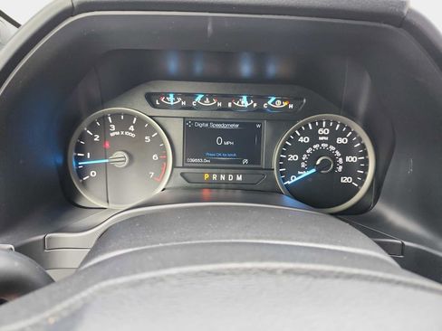 Used 2020 Ford F150 XLT w/ Equipment Group 302A Luxury AWD/4WD image 12