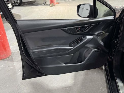 Used 2019 Subaru Crosstrek 2.0i Premium image 13