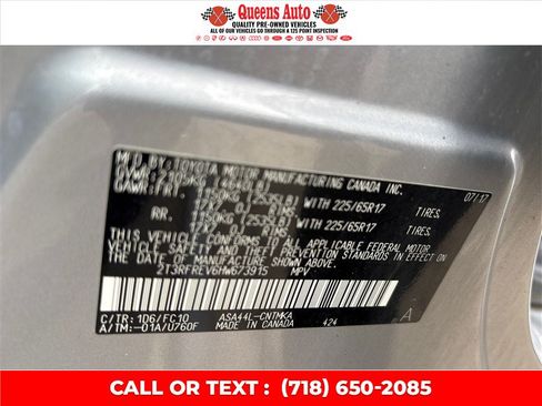 Used 2017 Toyota RAV4 XLE AWD/4WD image 26