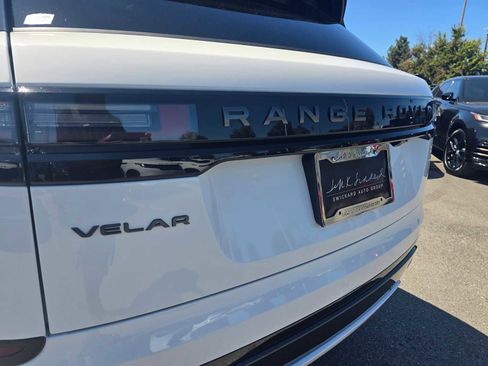 Certified 2025 Land Rover Range Rover Velar Dynamic SE image 16