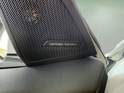 Used 2026 BMW X3 xDrive30 w/ Premium Package image 17