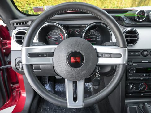 Used 2007 Ford Mustang GT RWD image 13