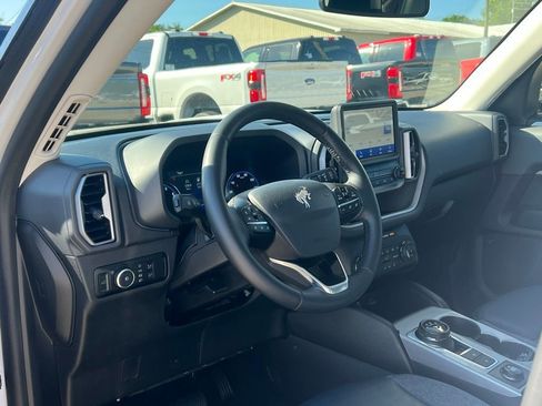Used 2024 Ford Bronco Sport Outer Banks w/ Tech Package AWD/4WD image 13
