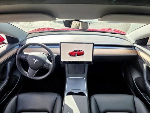 Used 2023 Tesla Model 3 Standard Range image 10