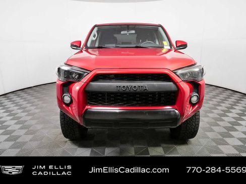 Used 2018 Toyota 4Runner SR5 RWD image 31