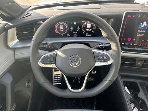New 2026 Volkswagen Tiguan SE R-Line AWD/4WD image 11