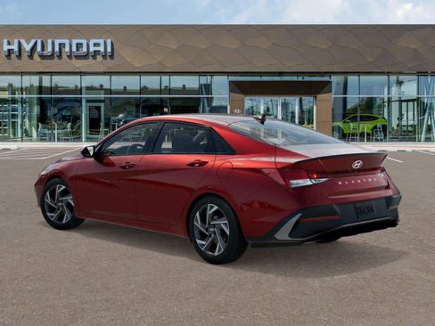 New 2026 Hyundai Elantra SEL Sport Premium FWD image 5