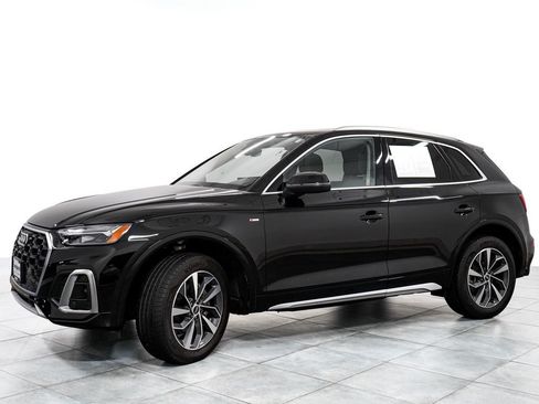 Used 2023 Audi Q5 2.0T Premium Plus w/ Premium Plus Package AWD/4WD image 4