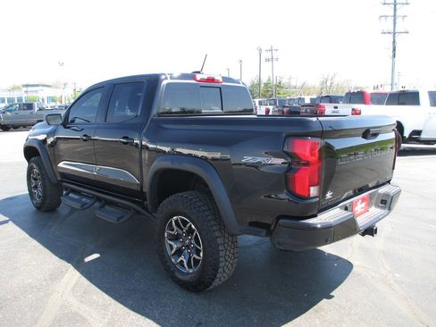 Used 2024 Chevrolet Colorado ZR2 w/ ZR2 Convenience Package III image 8