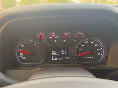 Used 2025 Chevrolet Silverado 1500 Custom Trail Boss w/ Dark Appearance Package image 19