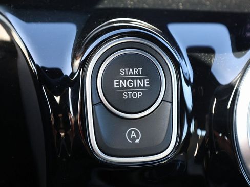 Used 2025 Mercedes-Benz CLA 250 image 30