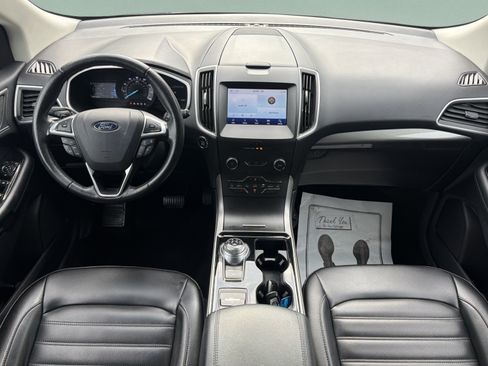Used 2019 Ford Edge SEL w/ Equipment Group 201A AWD/4WD image 9