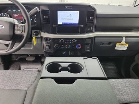 New 2026 Ford F350 XLT w/ FX4 Off-Road Package image 13
