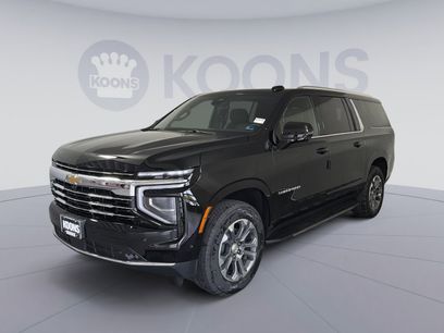 New 2026 Chevrolet Suburban LT w/ Comfort Package