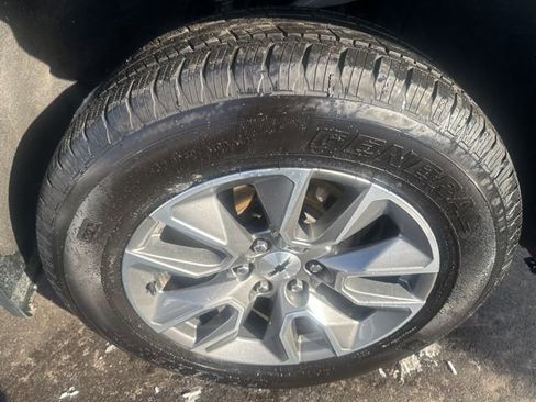 Used 2022 Chevrolet Silverado 1500 RST w/ Z71 Off-Road Package image 9