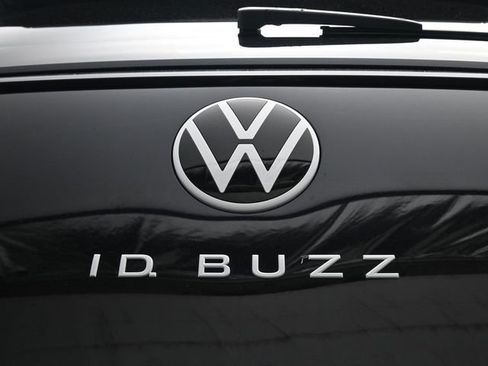 New 2025 Volkswagen ID. Buzz Pro S image 29