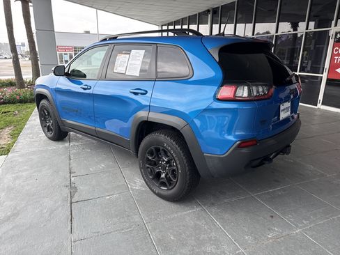 Used 2022 Jeep Cherokee Latitude w/ Sun & Sound Group AWD/4WD image 7