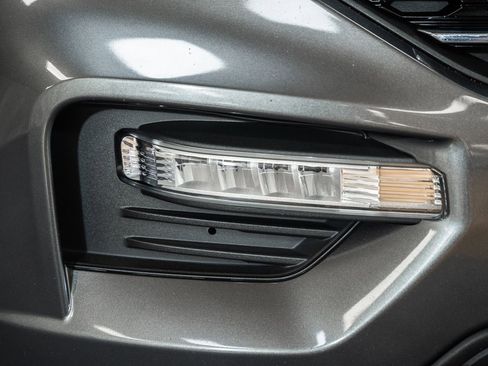 Certified 2020 Ford Explorer XLT w/ Equipment Group 202A image 19