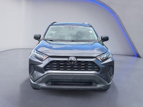 Used 2020 Toyota RAV4 LE image 11