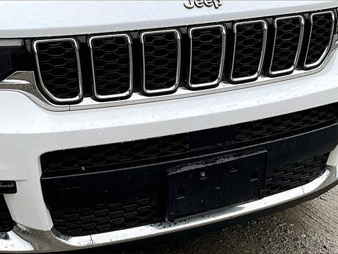 Used 2021 Jeep Grand Cherokee L Limited image 28