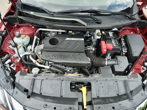 Used 2023 Nissan Rogue SV image 35