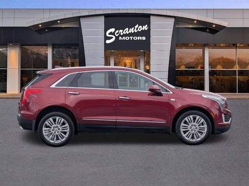 Used 2017 Cadillac XT5 Premium Luxury AWD/4WD image 6