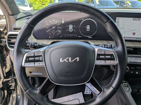 Certified 2024 Kia Telluride SX Prestige w/ Towing Package AWD/4WD image 32