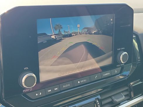 New 2025 Nissan Pathfinder SV image 33