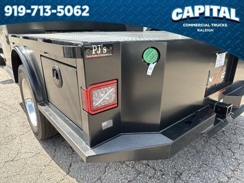 New 2026 Ford F550 4x4 Crew Cab image 15