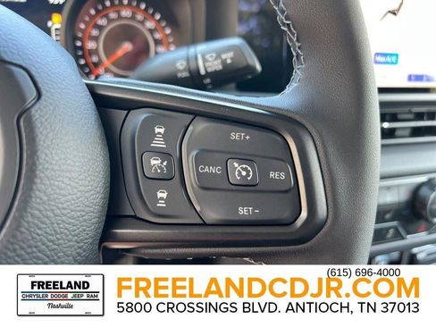 New 2025 Jeep Gladiator Mojave w/ Convenience Group image 12