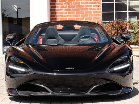 Used 2019 McLaren 720S Performance RWD image 2