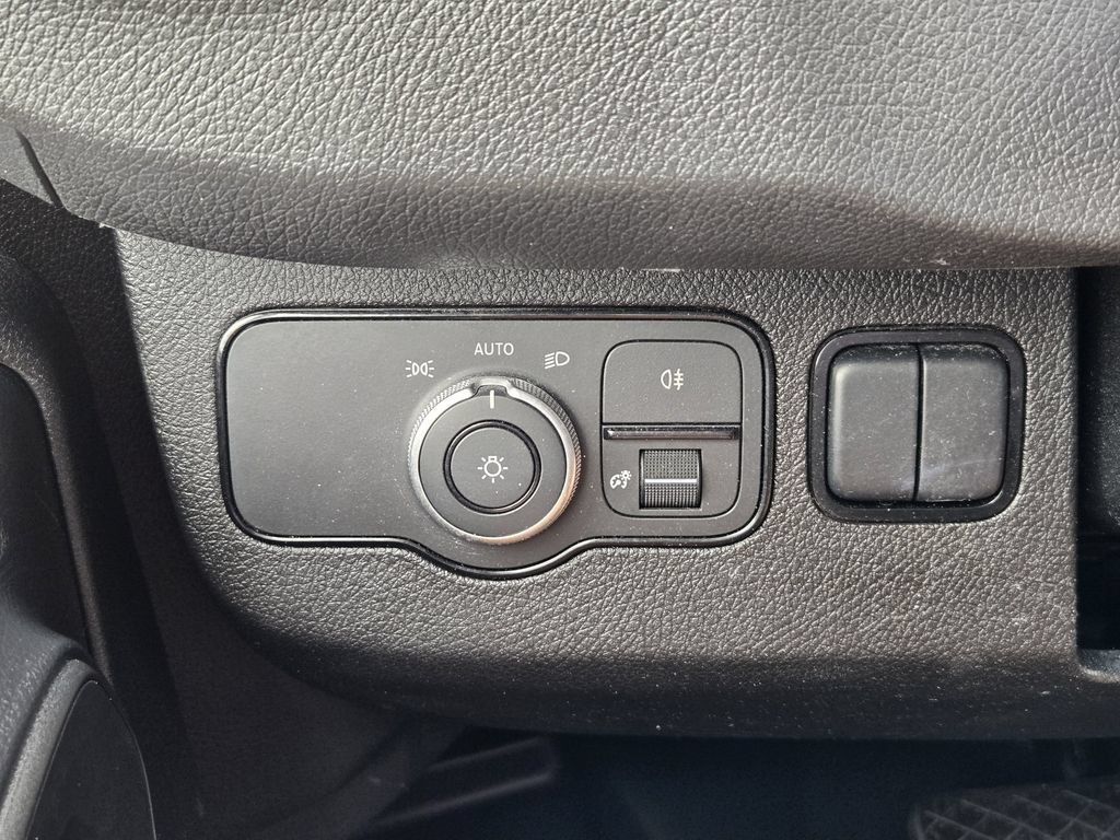 Used 2023 Mercedes-Benz Sprinter 2500 image 24