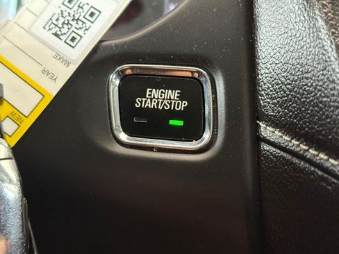 Used 2019 GMC Acadia SLT AWD/4WD image 26