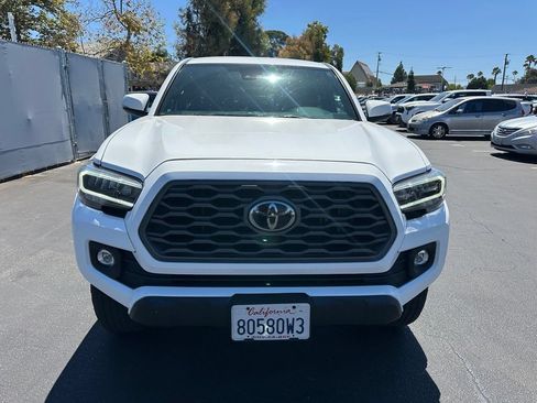 Used 2023 Toyota Tacoma TRD Off-Road AWD/4WD image 5