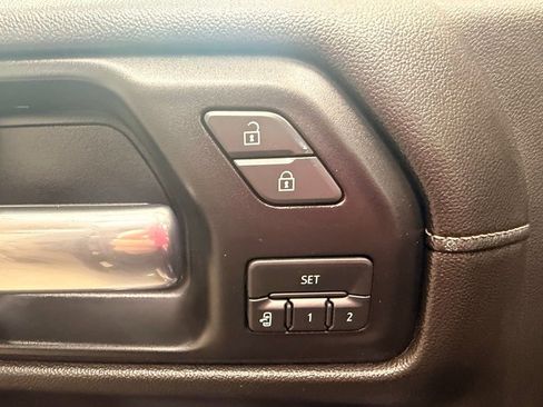 Used 2019 Chevrolet Silverado 1500 LTZ w/ Safety Package AWD/4WD image 16