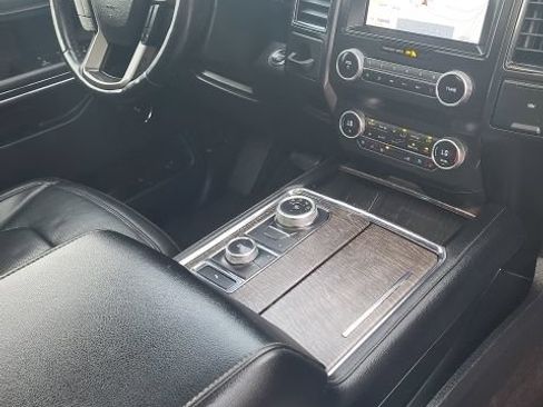 Used 2021 Ford Expedition Max Limited AWD/4WD image 10