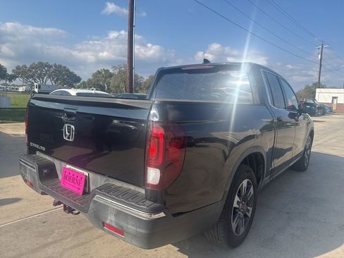 Used 2018 Honda Ridgeline RTL-T image 12