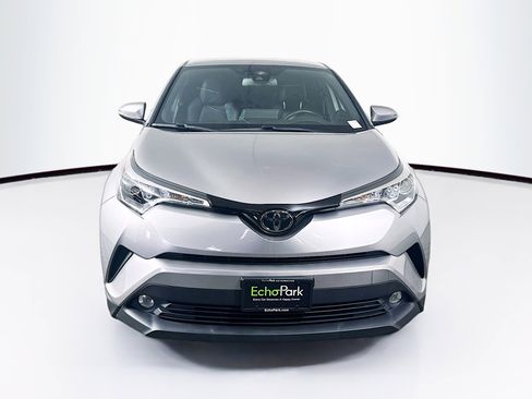 Used 2019 Toyota C-HR Limited image 2