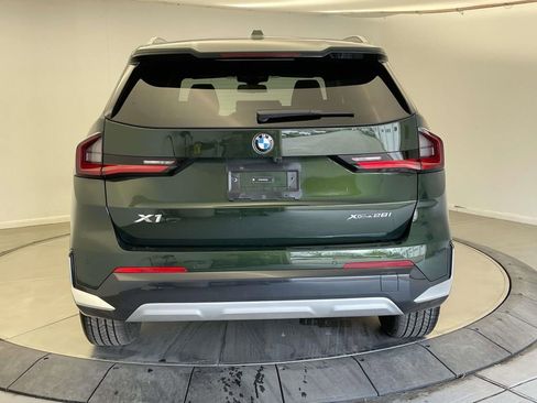 Used 2025 BMW X1 xDrive28i w/ Technology Package image 6