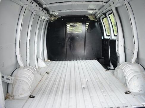 Used 2021 Chevrolet Express 2500 2500 w/ Driver Convenience Package image 9