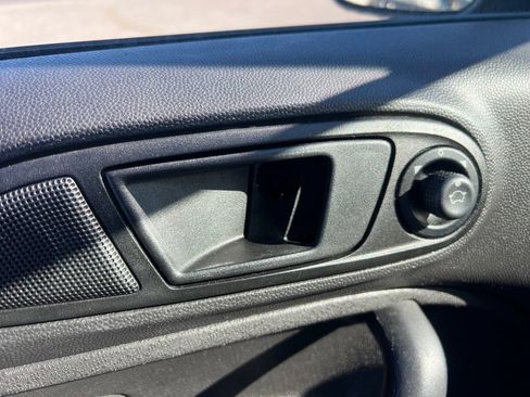 Used 2019 Ford Fiesta SE w/ Cold Weather Package FWD image 21