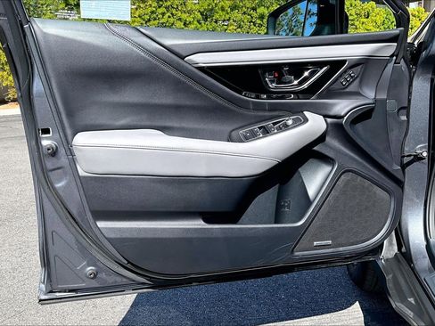 Used 2022 Subaru Outback Limited image 20