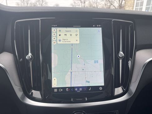 Used 2024 Volvo S60 B5 Plus w/ Climate Package image 4