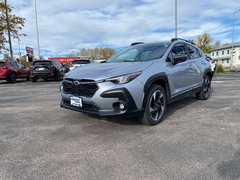 Used 2025 Subaru Crosstrek 2.5i Limited w/ Popular Package #3A image 3