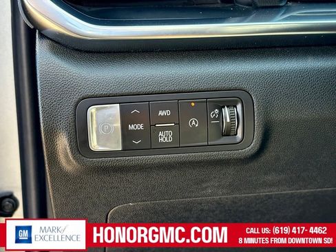 Used 2025 GMC Terrain Elevation image 12