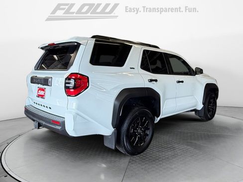 Used 2026 Toyota 4Runner SR5 RWD image 9