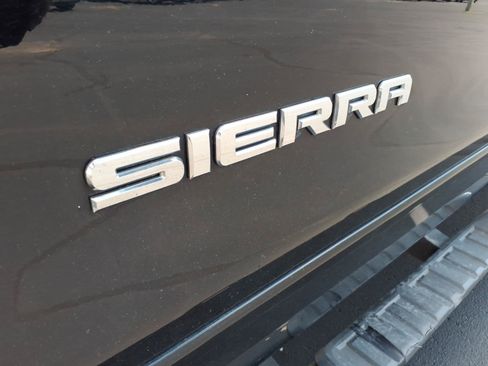 Used 2018 GMC Sierra 1500 SLE w/ Max Trailering Package AWD/4WD image 2
