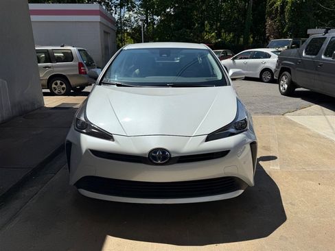 Used 2022 Toyota Prius LE FWD image 15