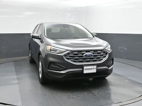 Used 2019 Ford Edge SE image 17