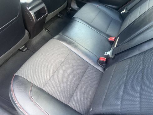 Used 2017 Toyota Camry SE FWD image 19